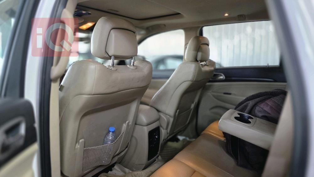 جيب جراند شيروكي